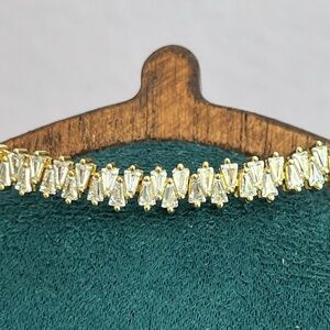 Elegant Gold Women's Kite-shaped CZ Bracelet 14k GF 7.5”
